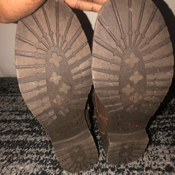 Chocolate brown boots - Picture 5 of 5